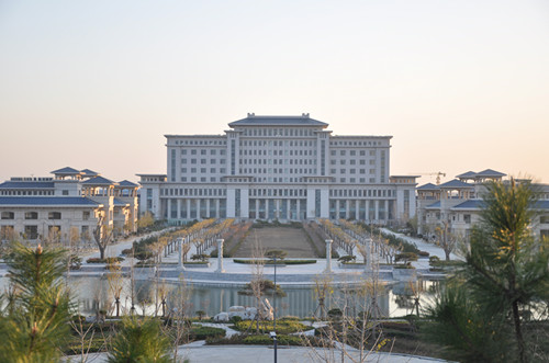 黄瓜影院免费看厂景