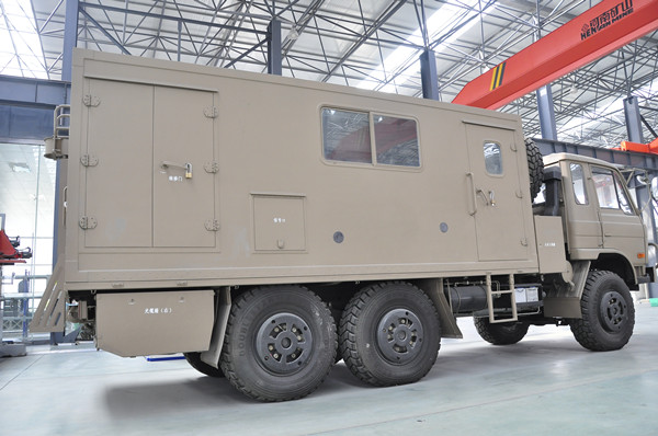 通信指挥舱 通信指挥舱