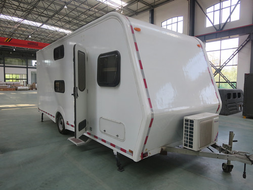 拖挂式房车 拖挂式房车