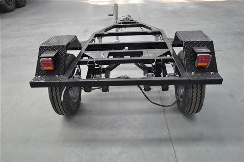 拖挂车底盘尾部 拖挂车底盘尾部